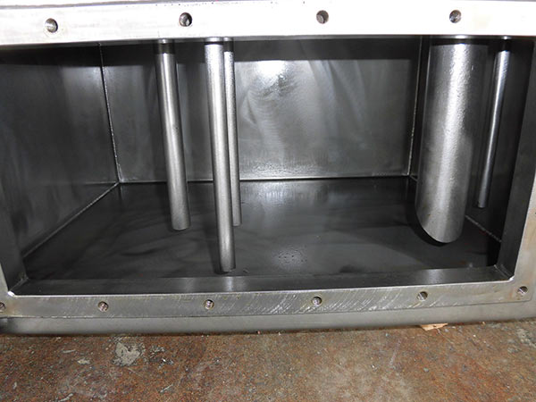 SS オイルタンク 内部1 リン酸被膜処理前