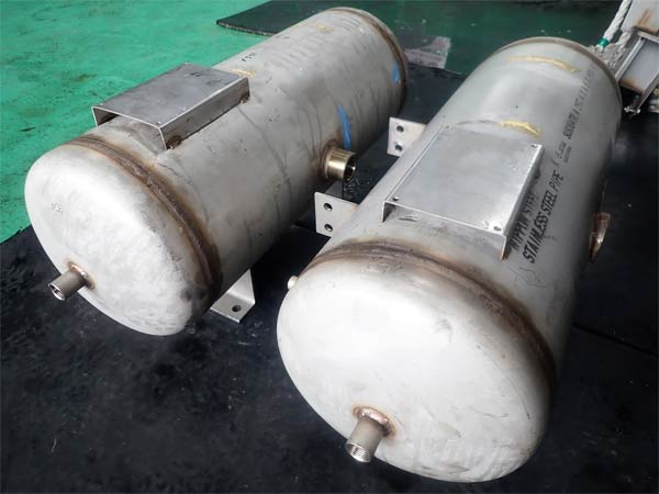 SUS エアータンク 酸洗前