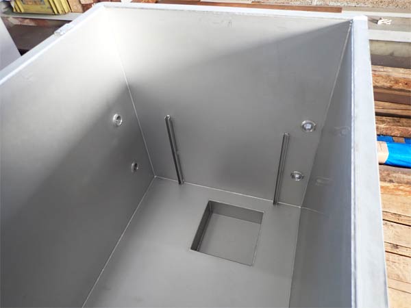 SUS 角槽 酸洗後