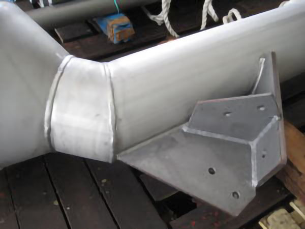 ステンレス配管（SS材サポート付） 酸洗後