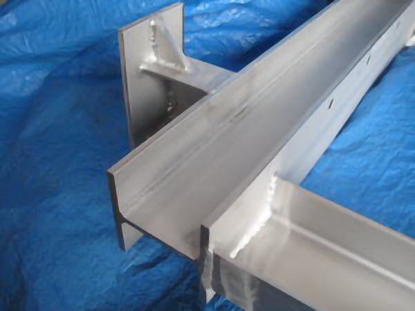 ステンレス鋼 架台 酸洗後