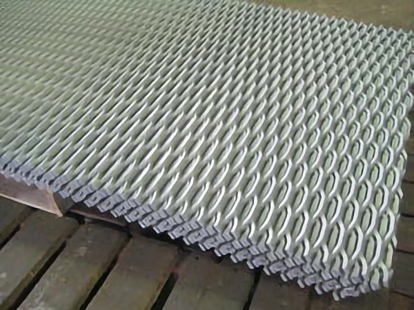 S材 エキスパンドメタル 黒皮除去 1000 x 2500 酸洗後